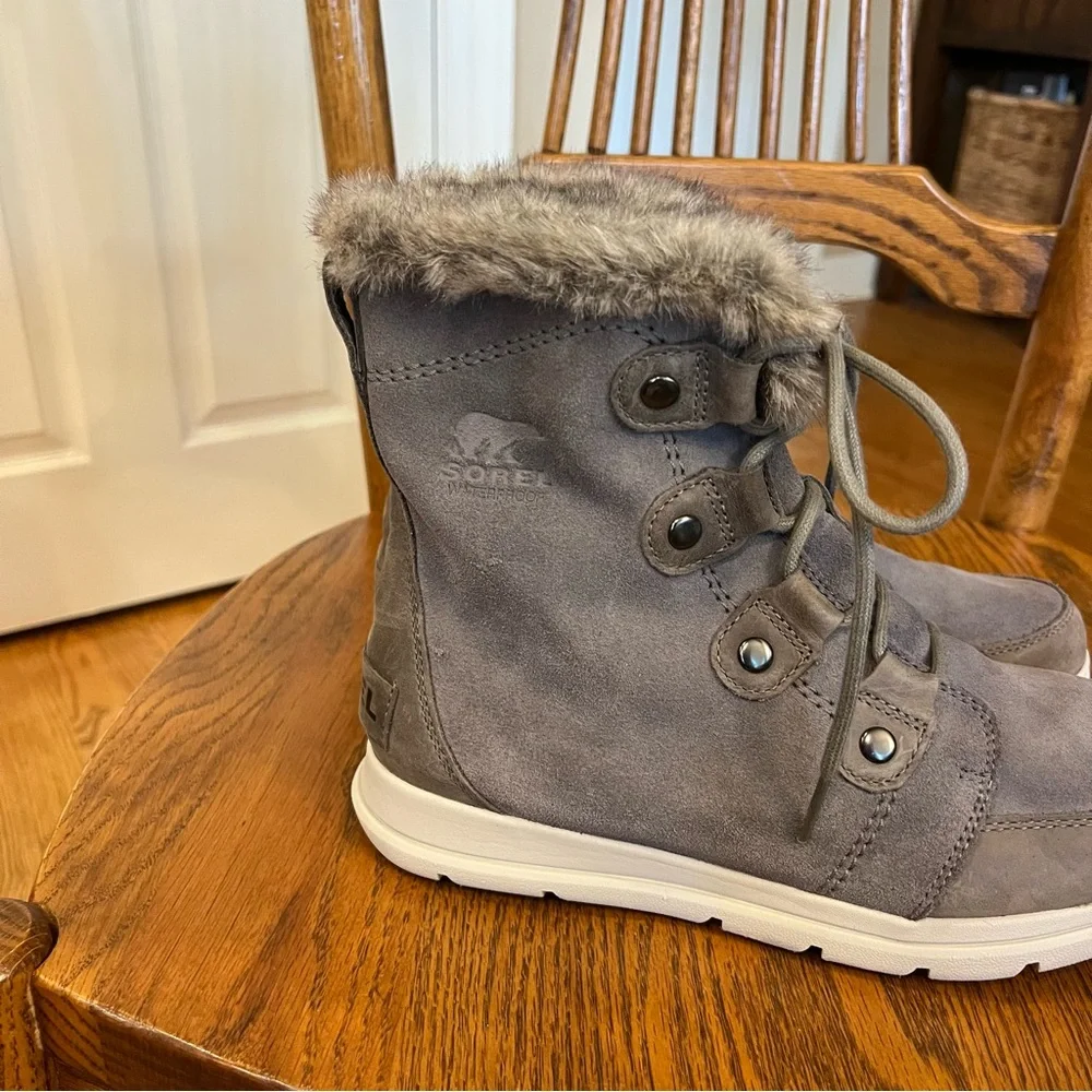 Sorel Explorer Joan Winter Boots Fur Waterproof Women’s Size 9